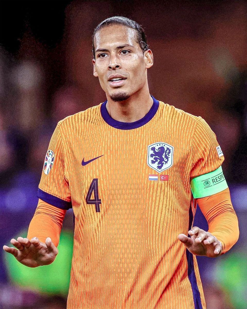 游泳项目成 游泳项目成